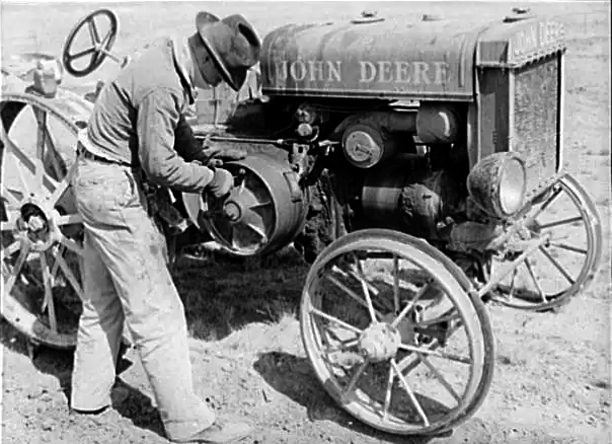 Repairing Clutch on John Deere Tractor